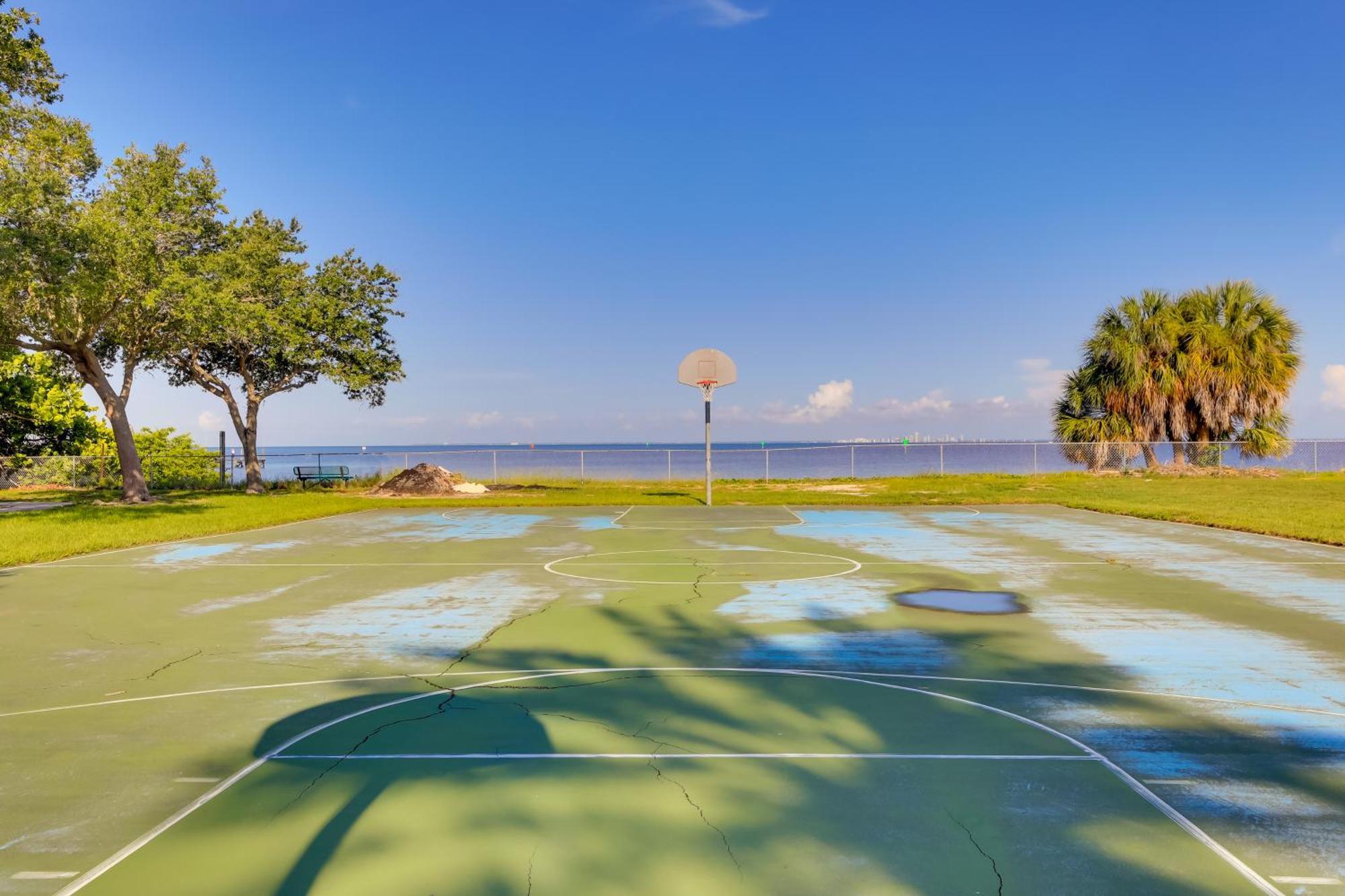 Coastal-Zen Ruskin Retreat Less Than 1 Mi To Beach! Exterior foto